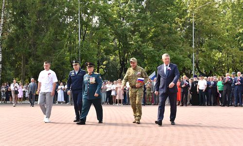 rossiya-bolshaya-druzhnaya-semya-podvedenie-itogov-2024-goda-i-vzglyad-v-budushchee