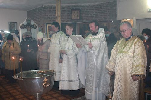 В храмах Карачевского благочиния прошли праздничные богослужения по случаю Святого Богоявления